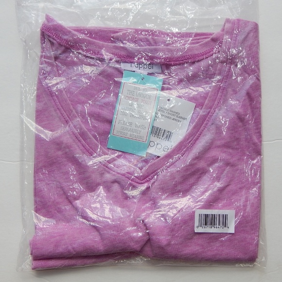 i. appel Vintage Washed Jersey Short Sleeve Tee NWT - Picture 4 of 4